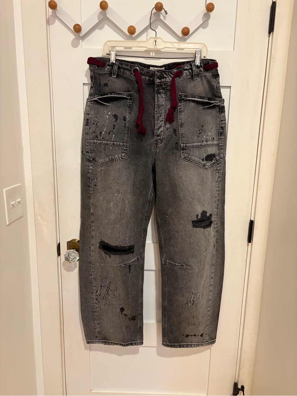 NWOT We The Free 30 tall Gray Distressed Moxie Barrel Jeans